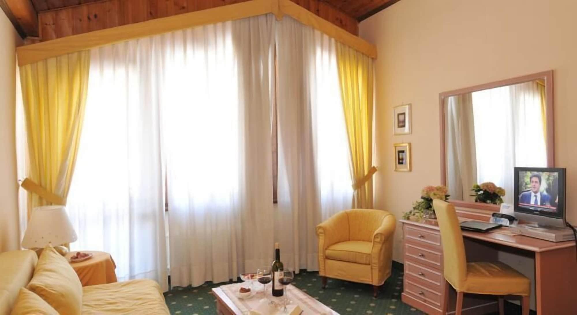 Hotel Miramonti Madonna Extérieur photo