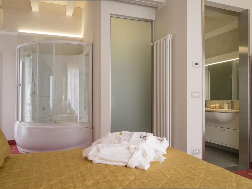 Hotel Miramonti Madonna Extérieur photo