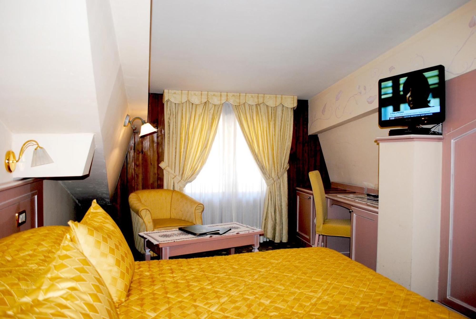 Hotel Miramonti Madonna Extérieur photo